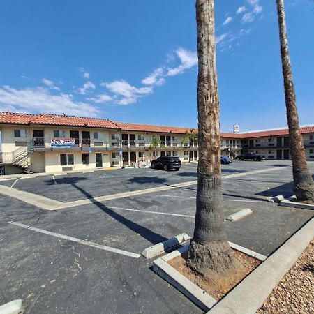 American Inn I10 Rialto And Colton エクステリア 写真